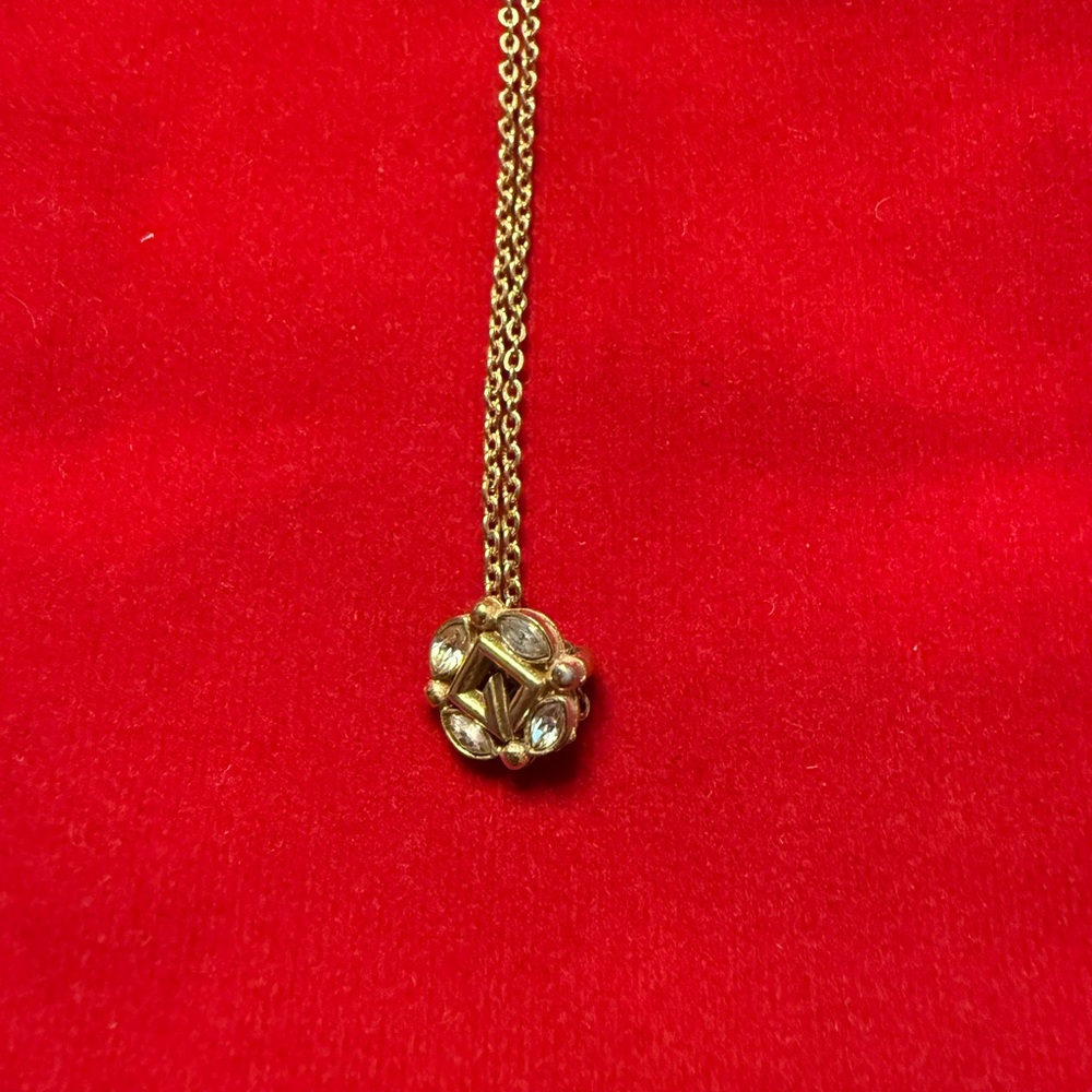 Givenchy Vintage Gold Tone Pendant Necklace with COA - Picture 7 of 7
